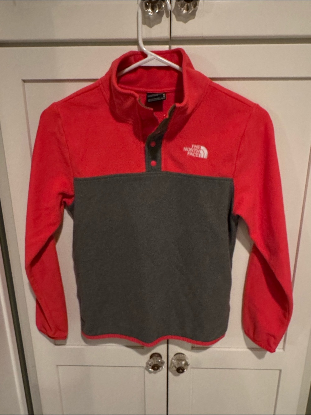 The North Face Kids Two-Tone Fleece Pullover - Coral & Gray